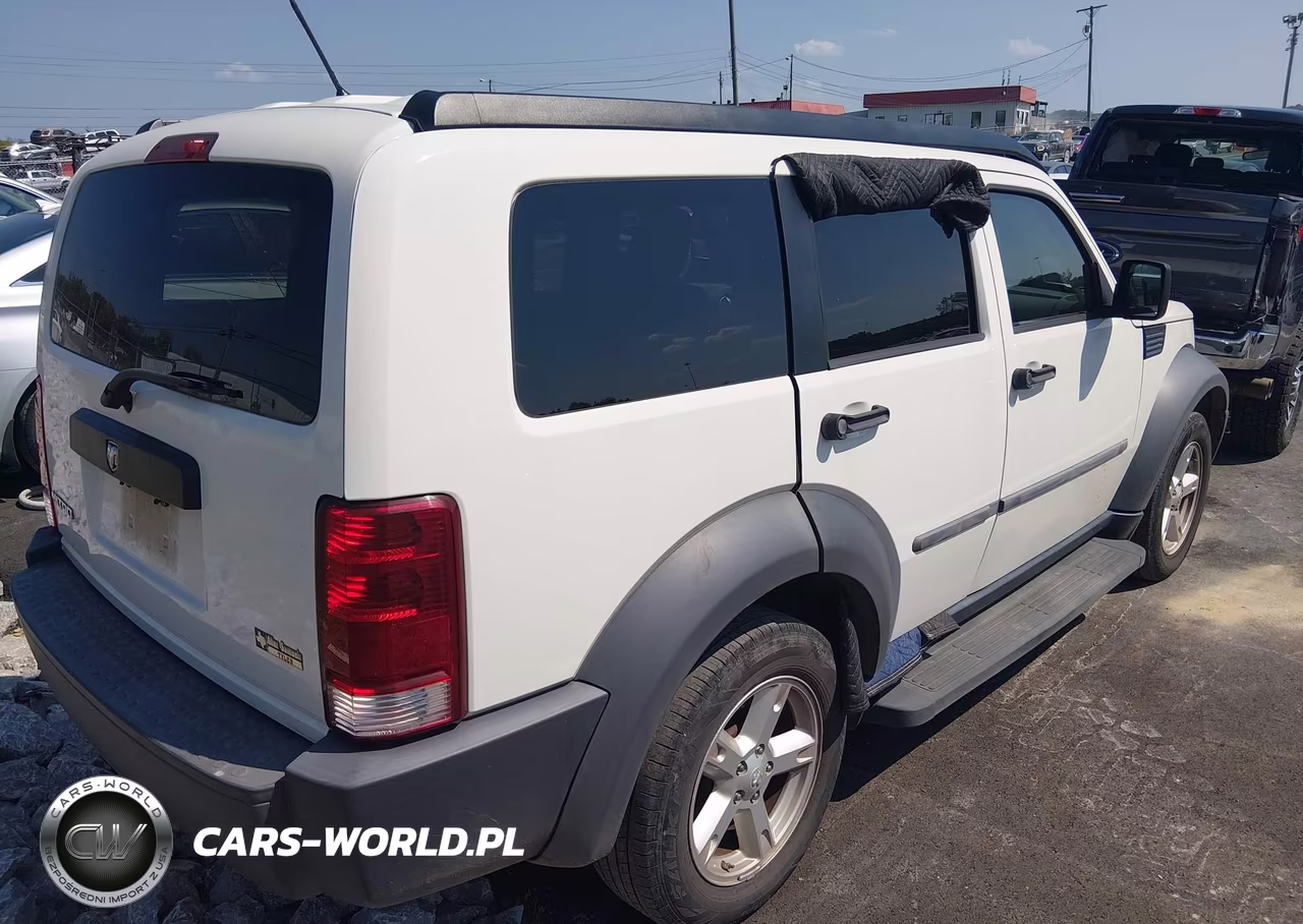 2007 Dodge Nitro Sxt VIN:1D8GT28K07W596999 - 4