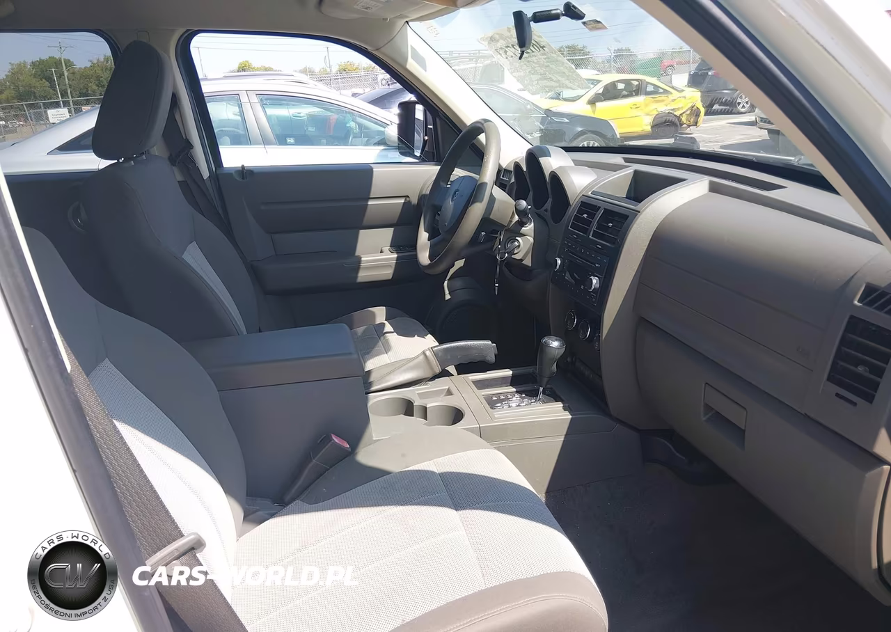 2007 Dodge Nitro Sxt VIN:1D8GT28K07W596999 - 5