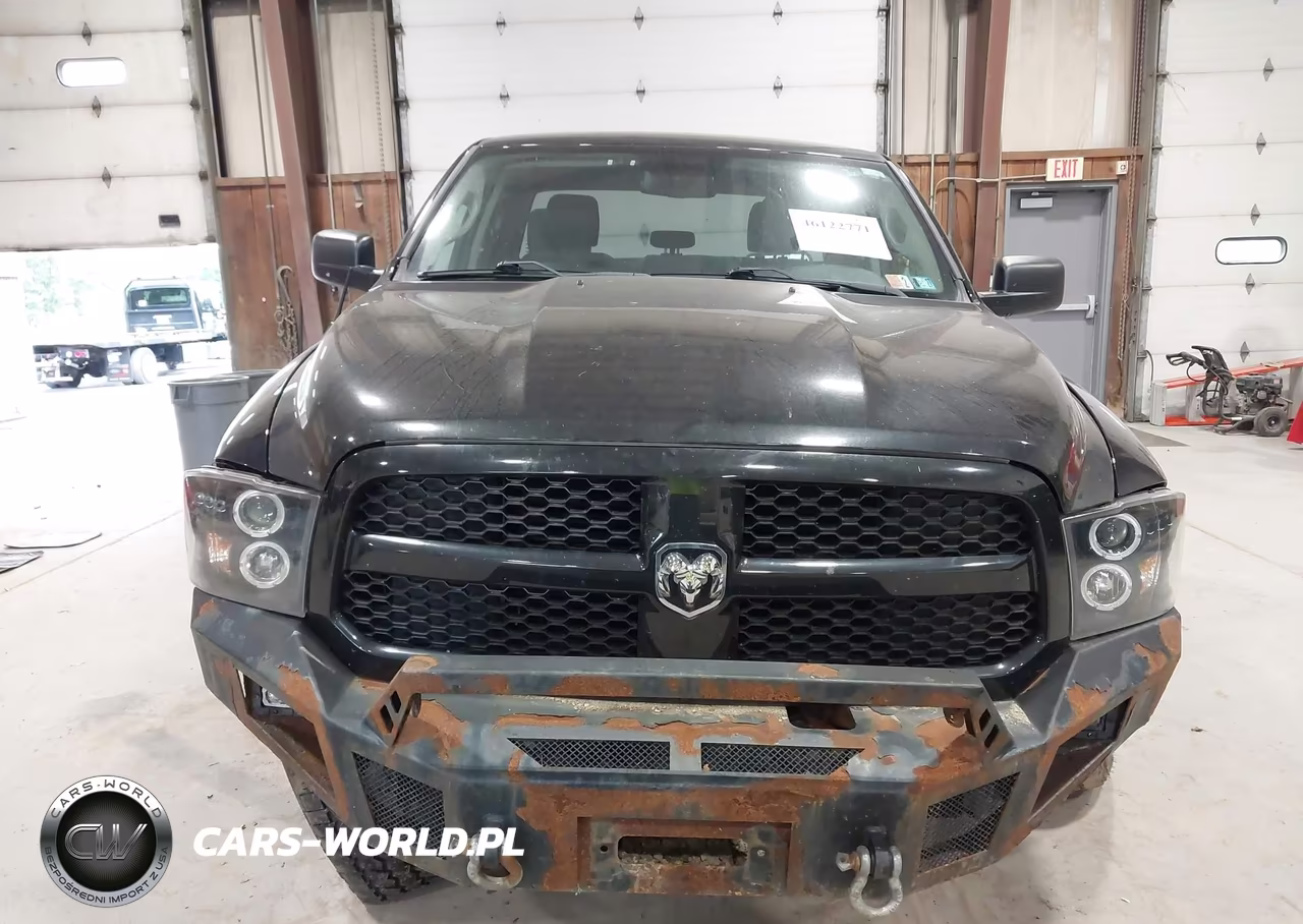 2018 Ram 1500 Express 4X4 6'4 Box VIN:1C6RR7FT7JS175866 - 12