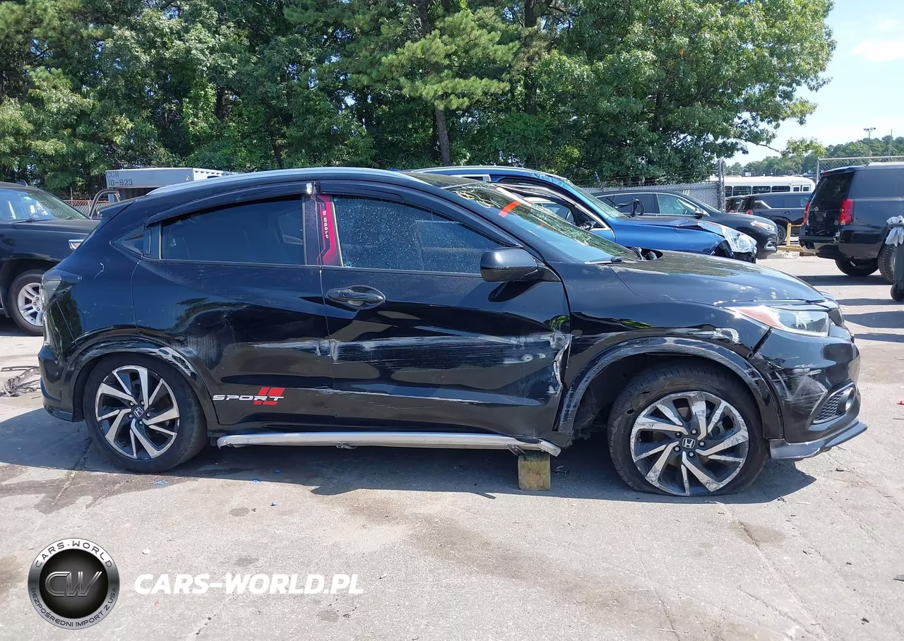 2019 Honda Hr-V Sport VIN:3CZRU6H19KM738014 - 13