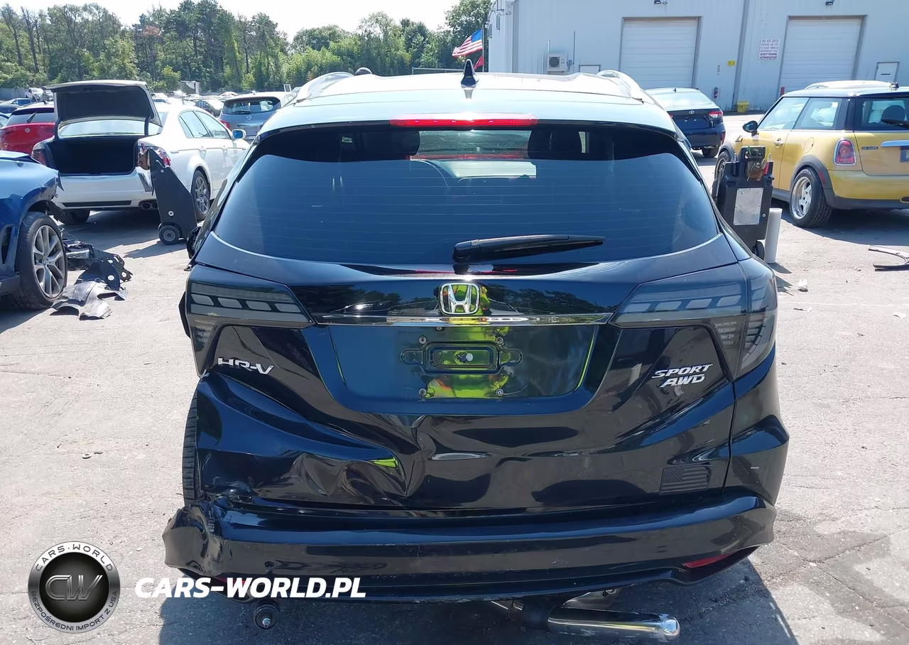2019 Honda Hr-V Sport VIN:3CZRU6H19KM738014 - 16