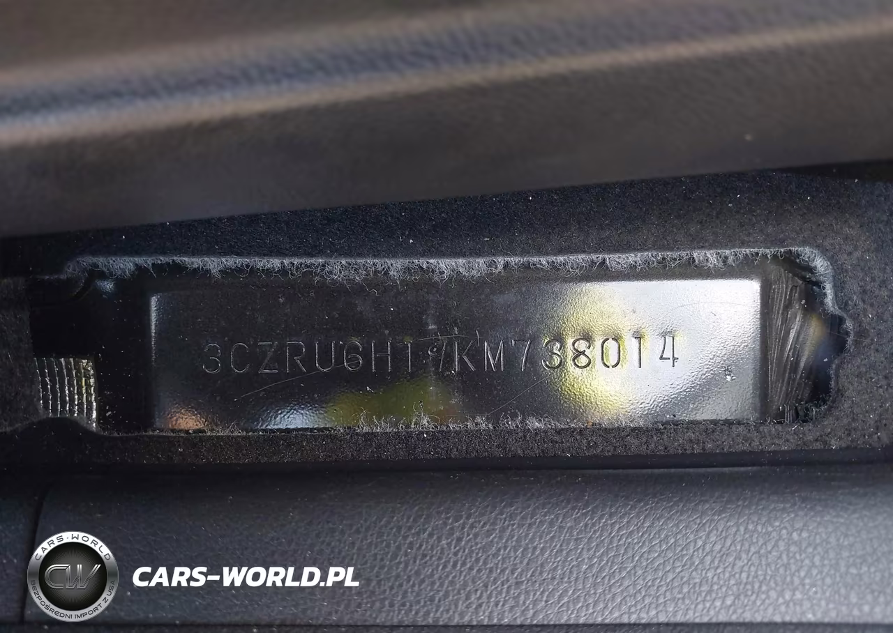 2019 Honda Hr-V Sport VIN:3CZRU6H19KM738014 - 17