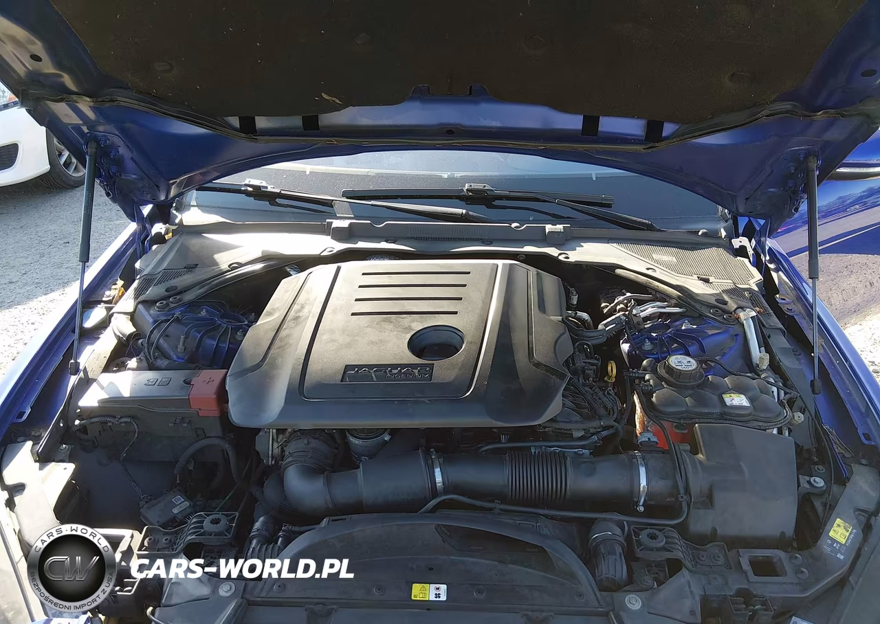 2017 Jaguar Xe 20D Prestige VIN:SAJAK4BN8HA969423 - 10