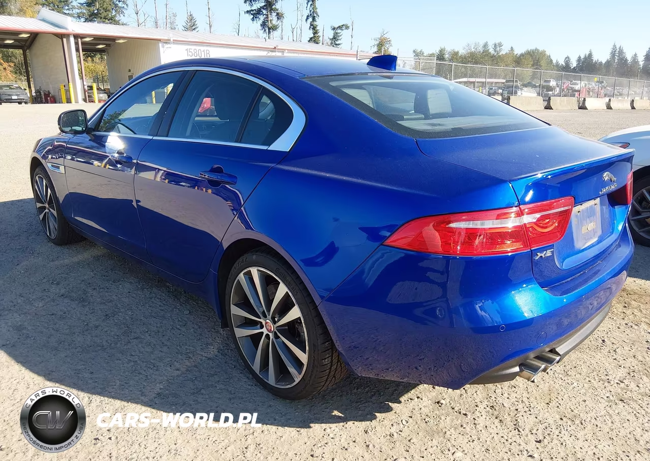 2017 Jaguar Xe 20D Prestige VIN:SAJAK4BN8HA969423 - 3