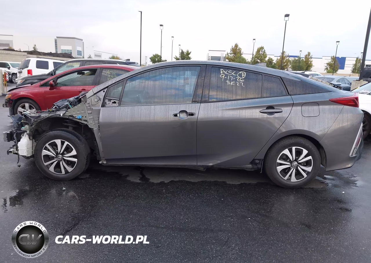2017 Toyota Prius Prime Premium VIN:JTDKARFP2H3062573 - 15