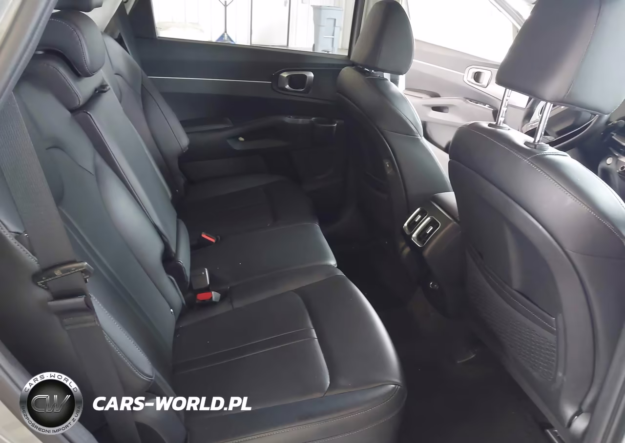 2026 Kia Sorento S VIN:5XYRL4JCXTG447299 - 8