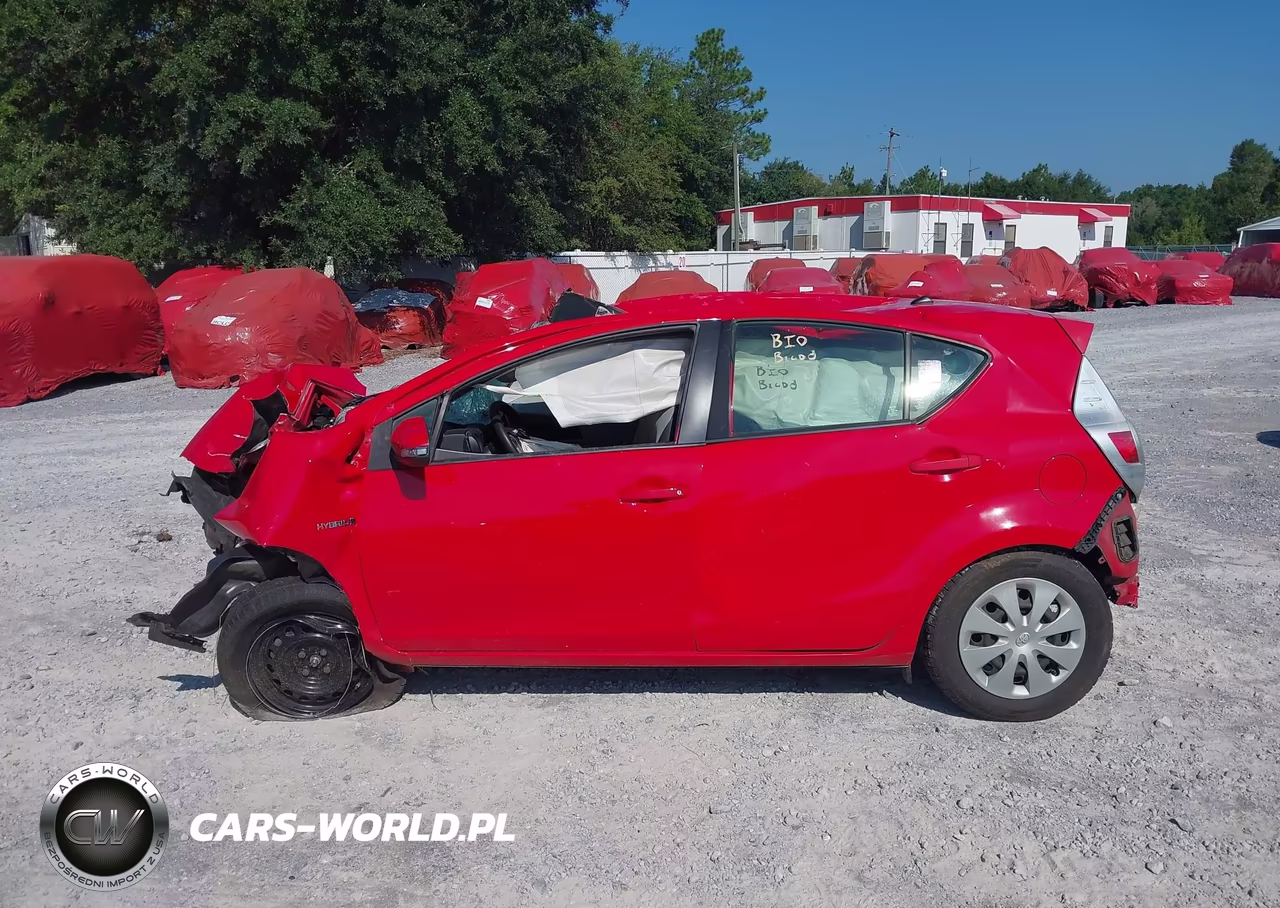 2014 Toyota Prius C One VIN:JTDKDTB38E1066903 - 13