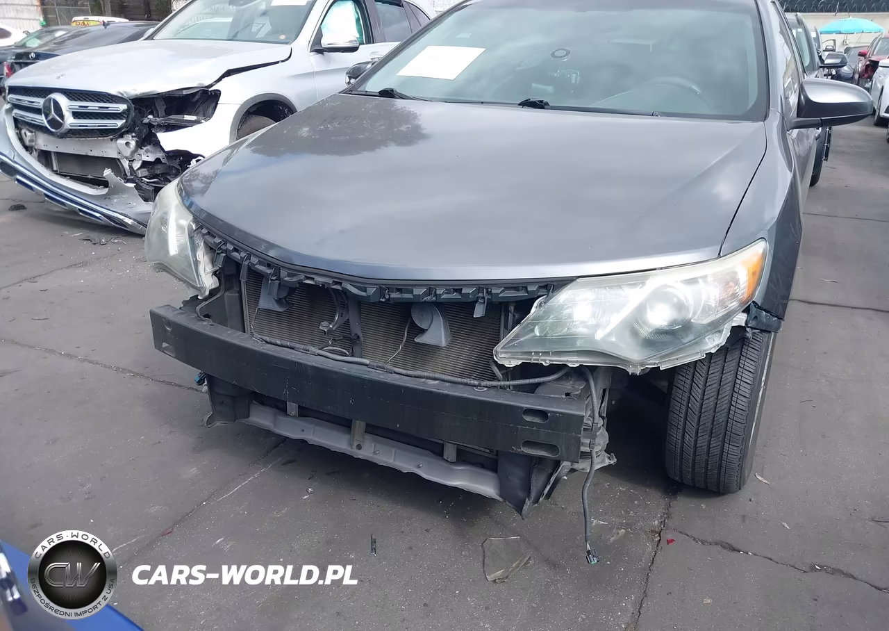 2014 Toyota Camry Se VIN:4T1BF1FKXEU338930 - 13