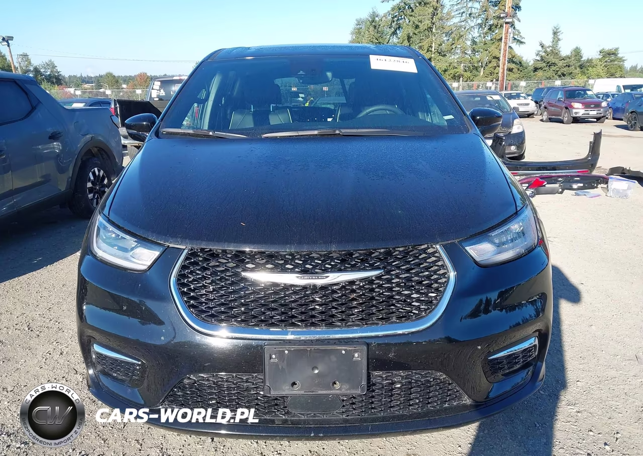 2026 Chrysler Pacifica Limited VIN:2C4RC1GG3TR195884 - 13