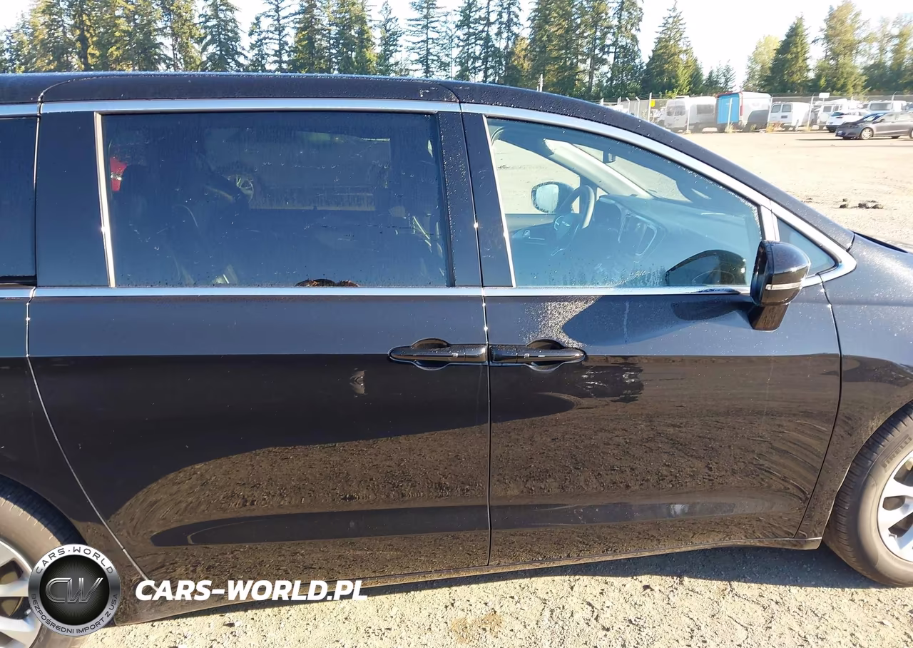 2026 Chrysler Pacifica Limited VIN:2C4RC1GG3TR195884 - 14