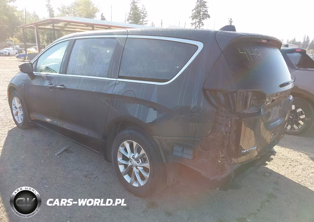 2026 Chrysler Pacifica Limited VIN:2C4RC1GG3TR195884 - 3
