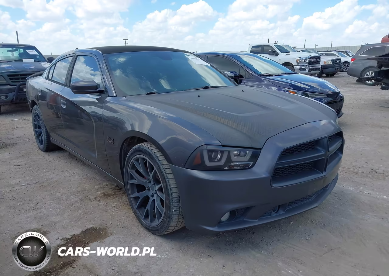2013 Dodge Charger Road-Track