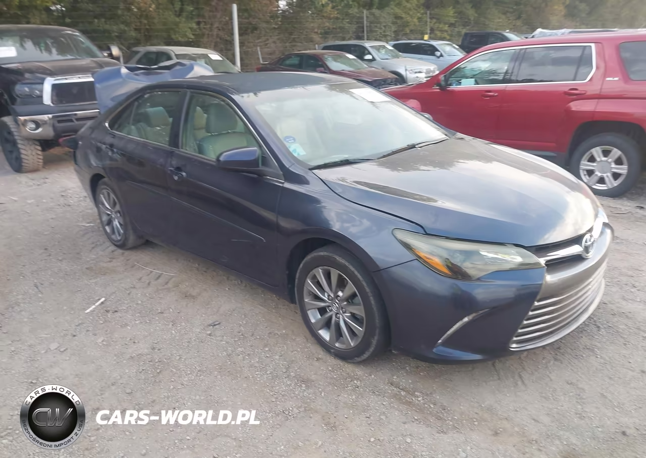 2015 Toyota Camry Xle – zdjęcie 1 z 16