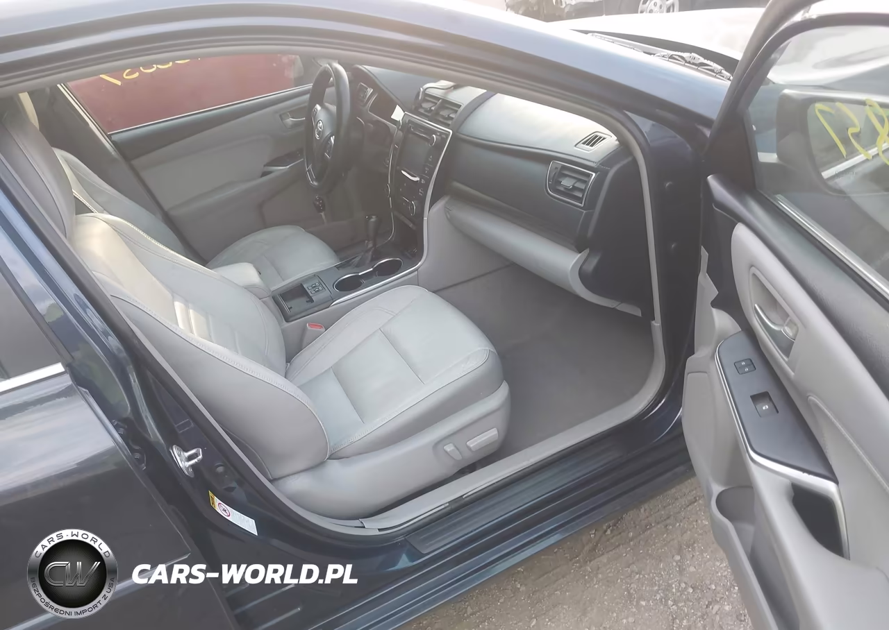 2015 Toyota Camry Xle VIN:4T1BF1FK5FU974835 - 5