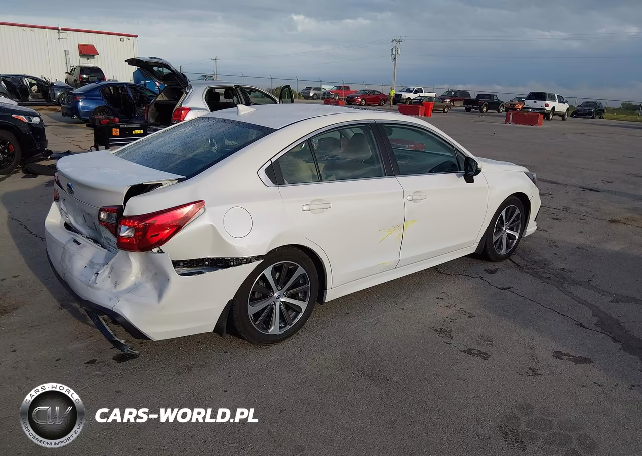 2018 Subaru Legacy 2.5I Limited VIN:4S3BNAN63J3036312 - 4