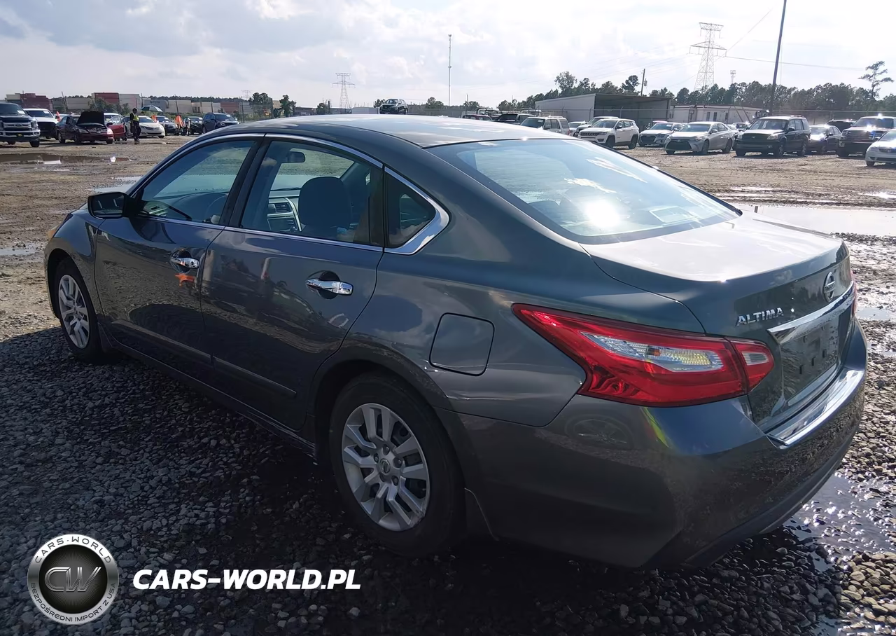 2017 Nissan Altima 2.5 S VIN:1N4AL3AP7HC154777 - 3