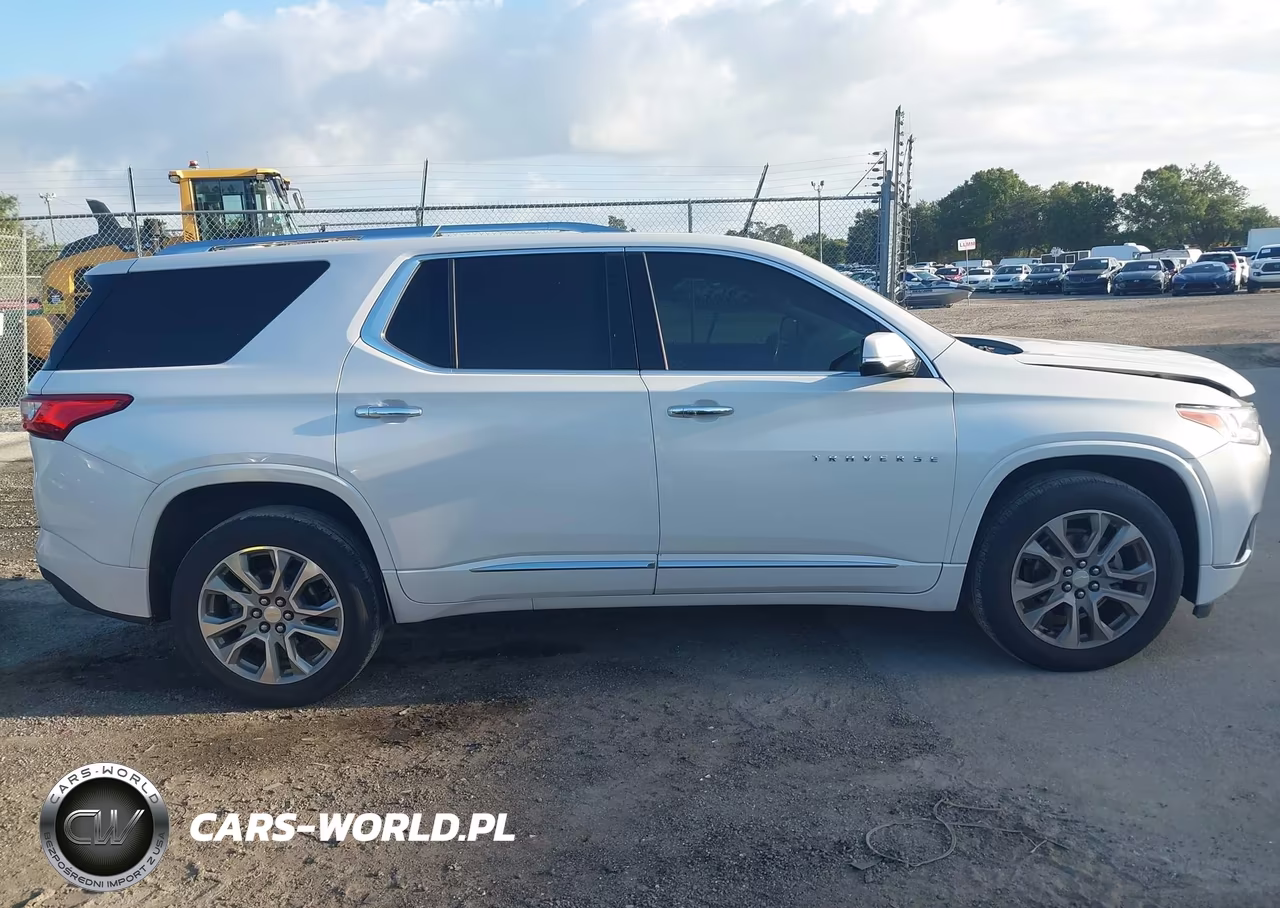 2019 Chevrolet Traverse Premier VIN:1GNEVKKW8KJ312799 - 13