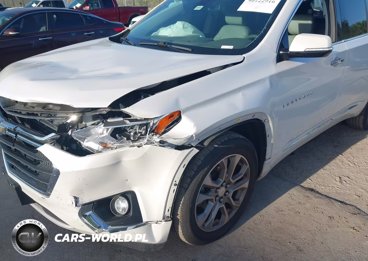 2019 Chevrolet Traverse Premier VIN:1GNEVKKW8KJ312799 - 17