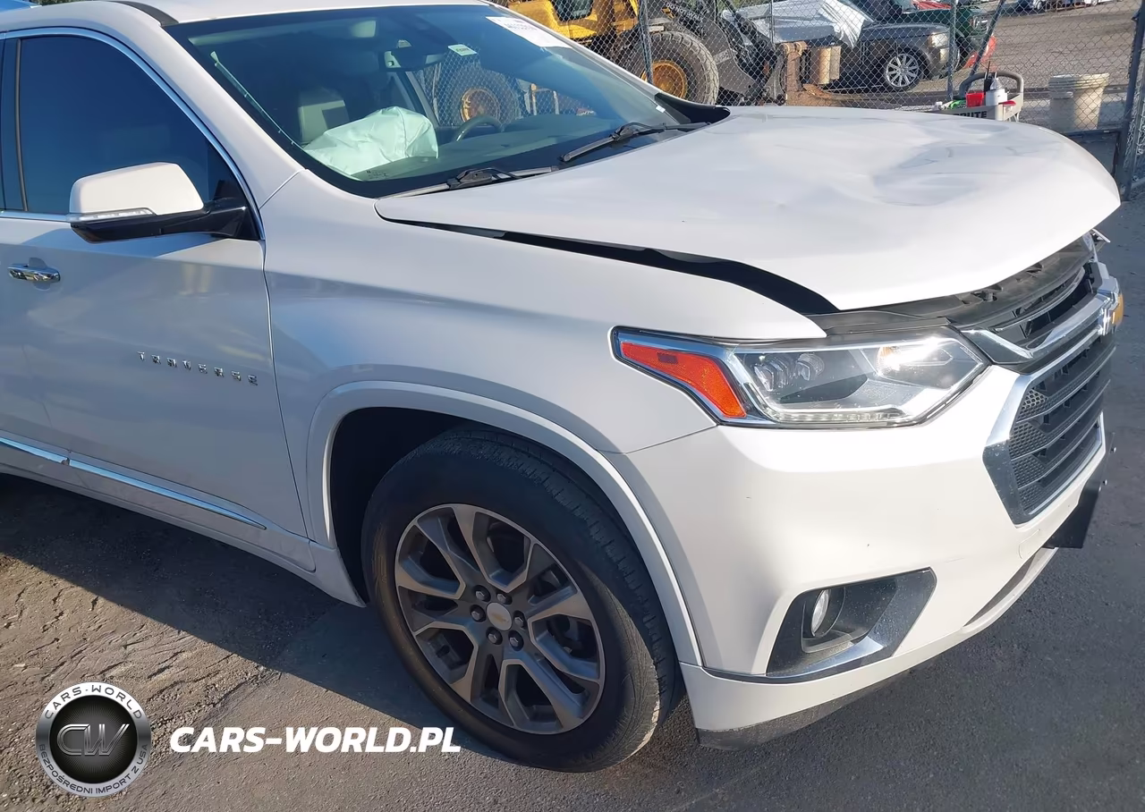 2019 Chevrolet Traverse Premier VIN:1GNEVKKW8KJ312799 - 18