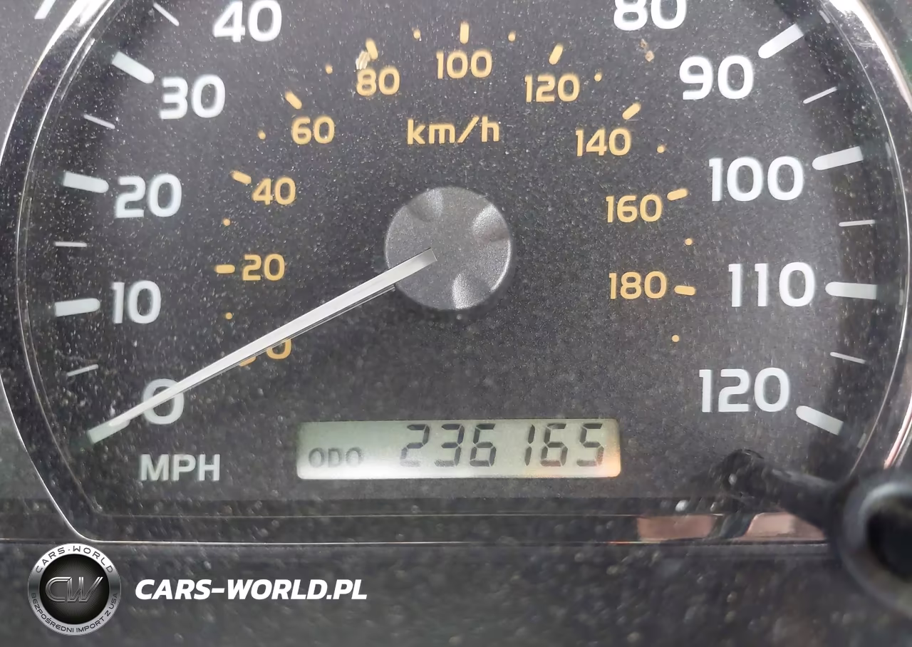 2005 Toyota Sequoia Limited V8 VIN:5TDBT48A95S251575 - 15
