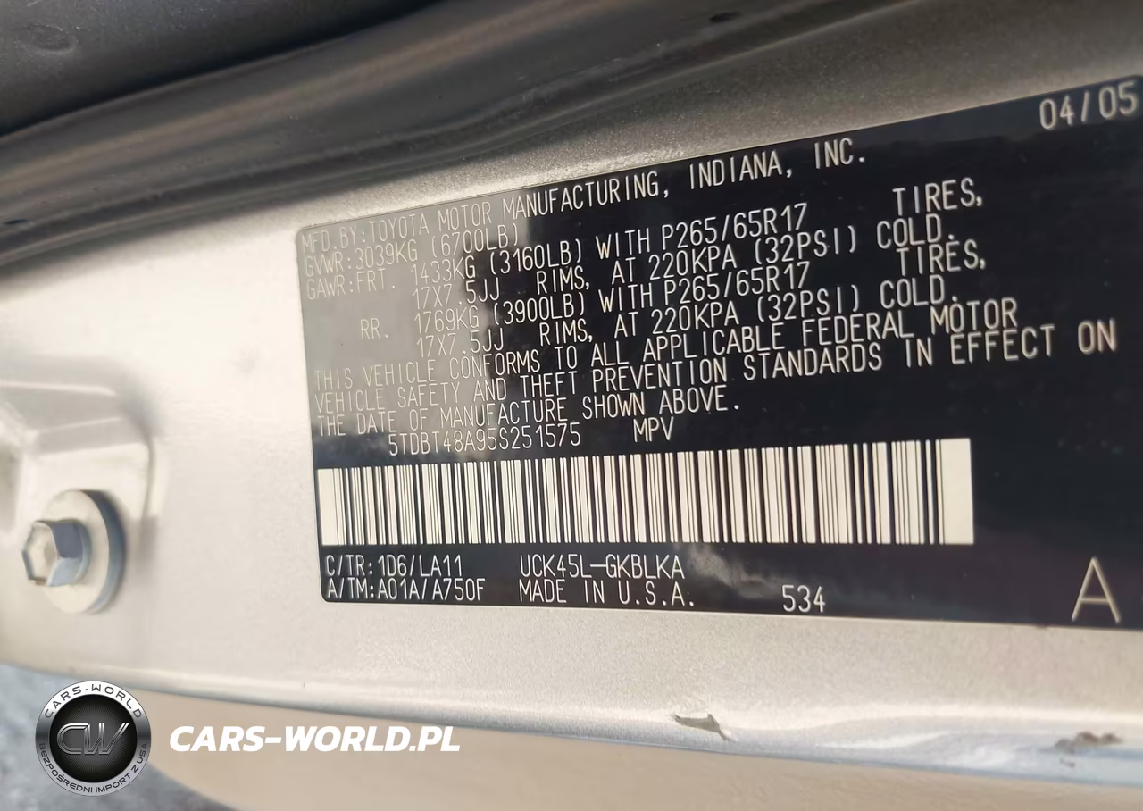 2005 Toyota Sequoia Limited V8 VIN:5TDBT48A95S251575 - 9