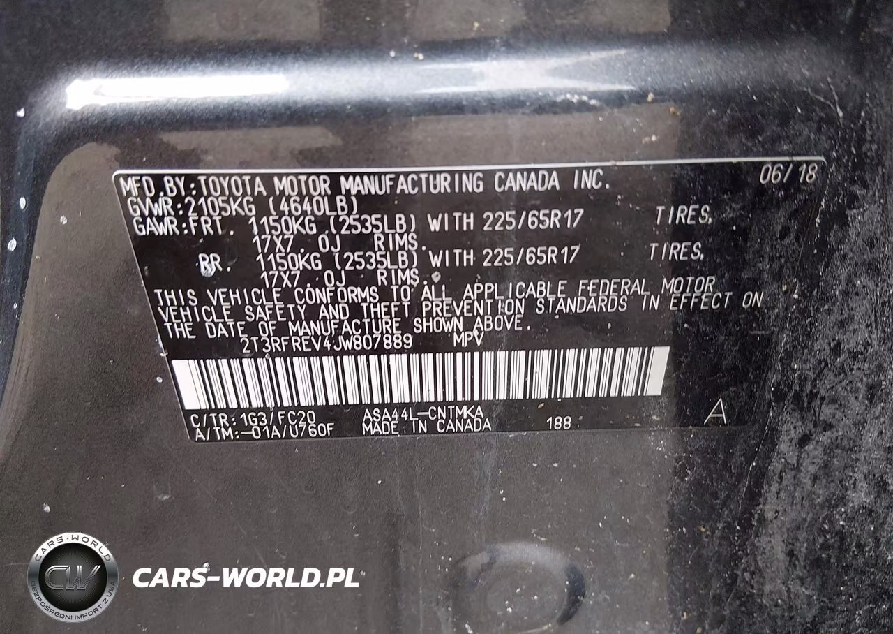 2018 Toyota Rav4 Xle VIN:2T3RFREV4JW807889 - 9