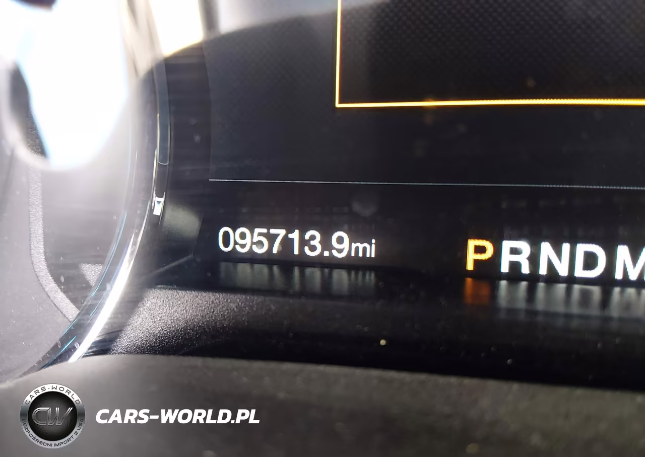 2018 Ford Expedition Xlt VIN:1FMJU1JT2JEA17292 - 16