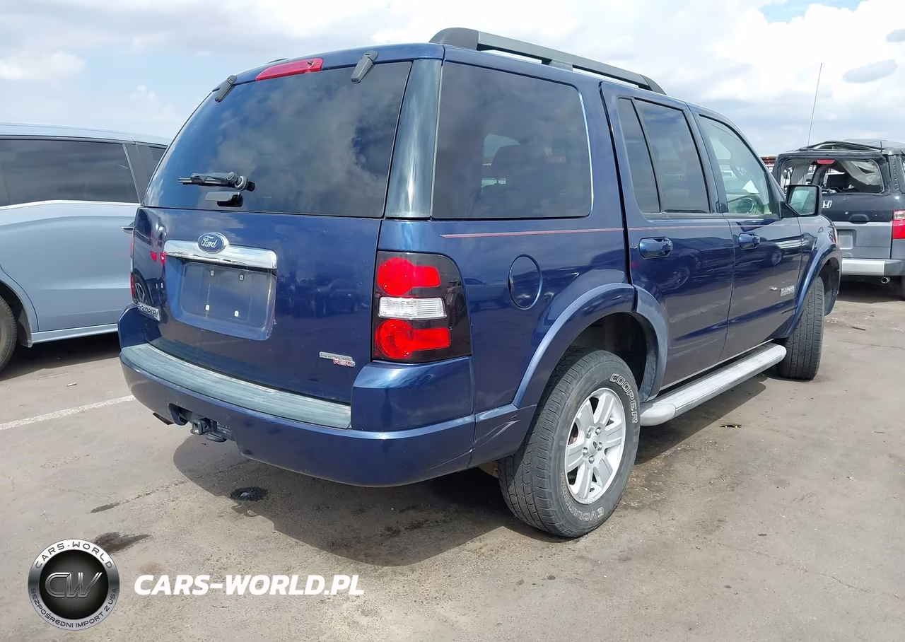 2007 Ford Explorer Xlt VIN:1FMEU73E17UA96066 - 4
