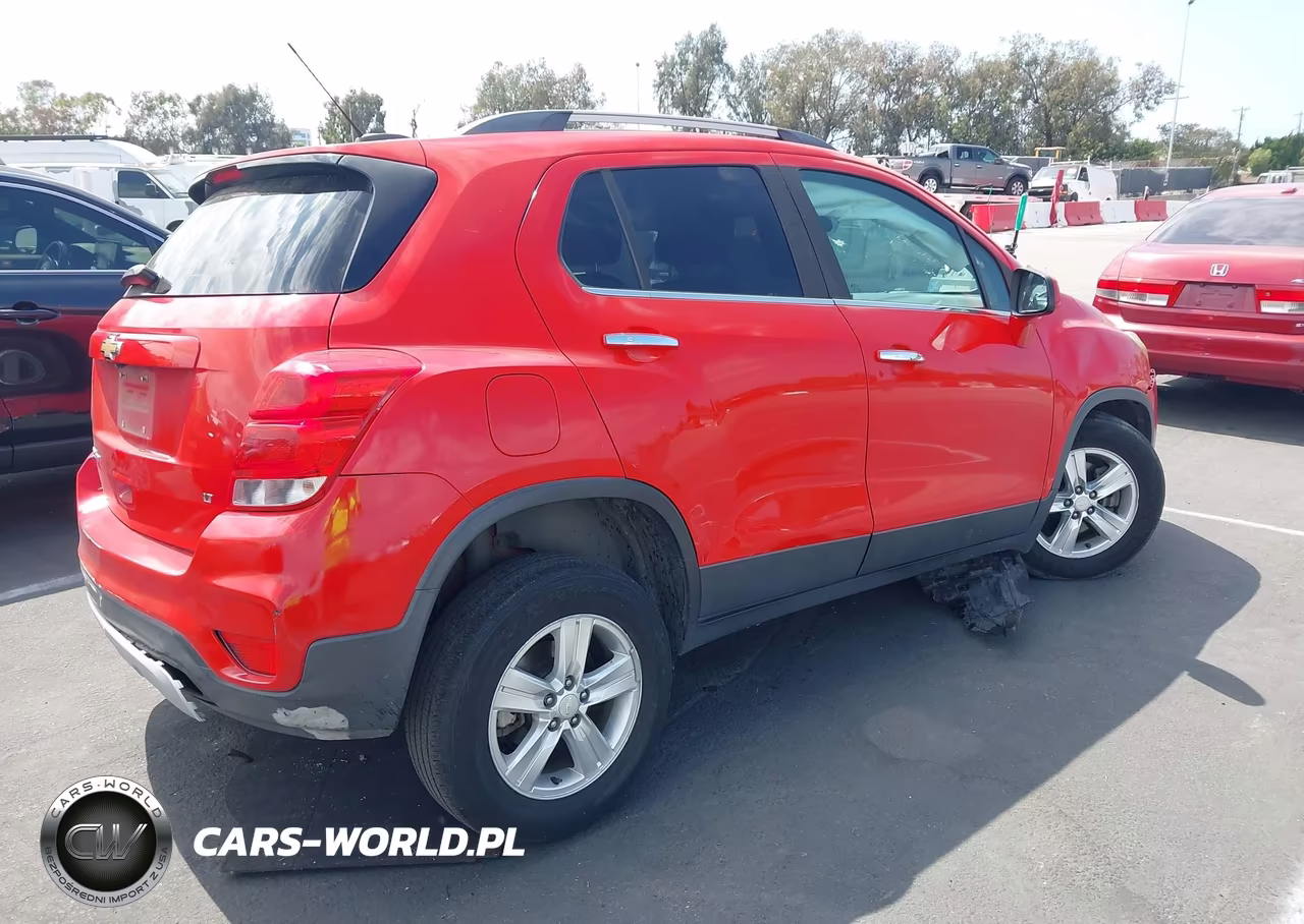 2018 Chevrolet Trax Lt VIN:3GNCJPSB4JL181259 - 4
