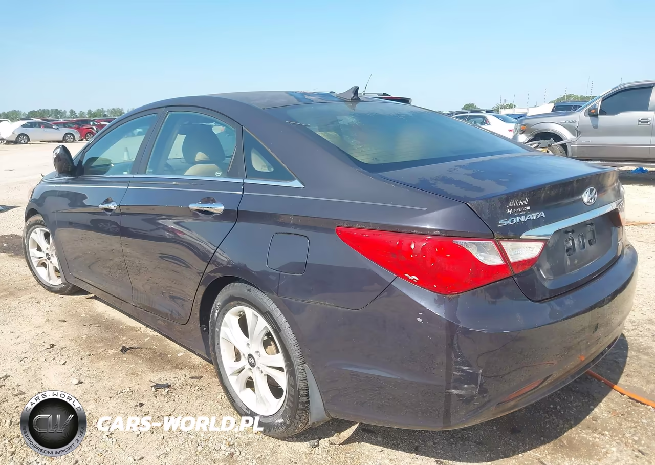 2011 Hyundai Sonata Limited VIN:5NPEC4ACXBH152127 - 3