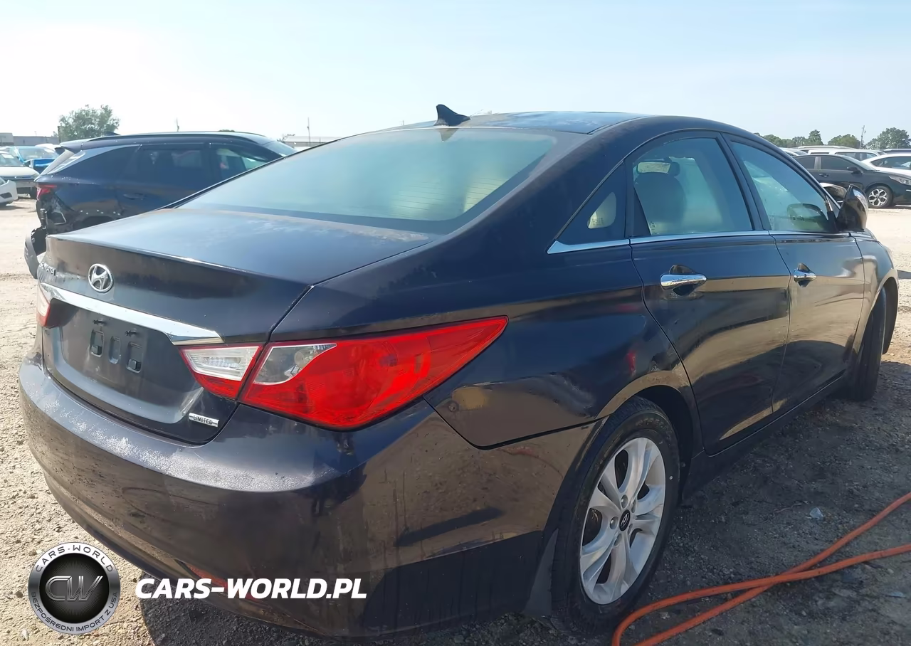 2011 Hyundai Sonata Limited VIN:5NPEC4ACXBH152127 - 4