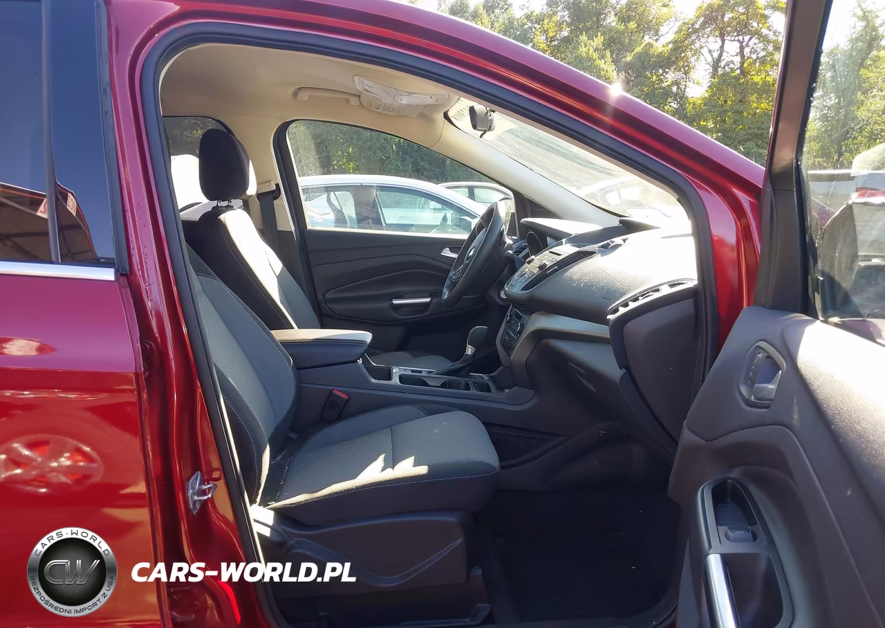 2017 Ford Escape Se VIN:1FMCU9GD4HUA27328 - 5