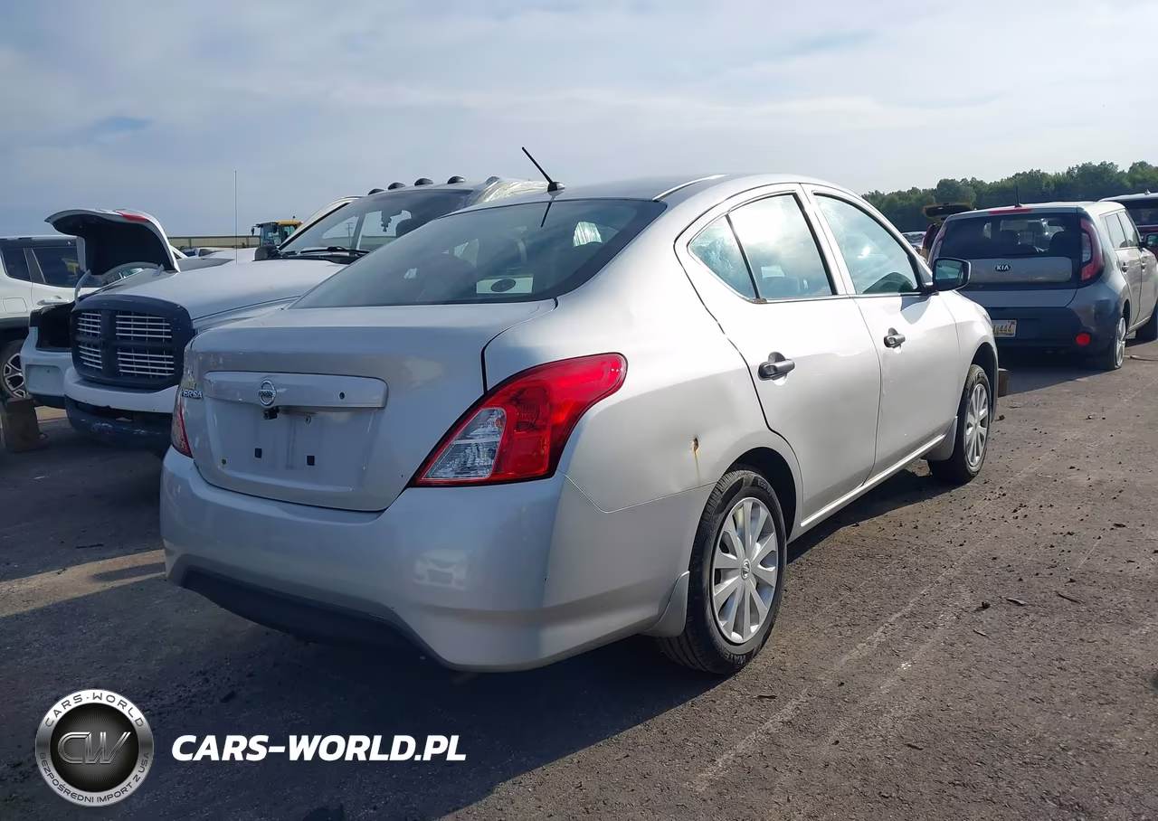 2016 Nissan Versa 1.6 S VIN:3N1CN7AP9GL843195 - 4