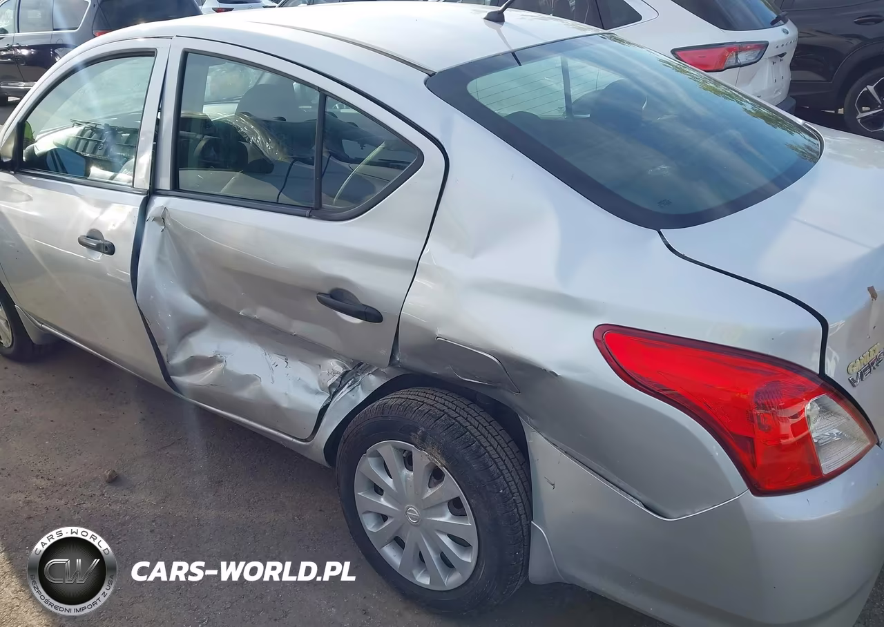 2016 Nissan Versa 1.6 S VIN:3N1CN7AP9GL843195 - 6