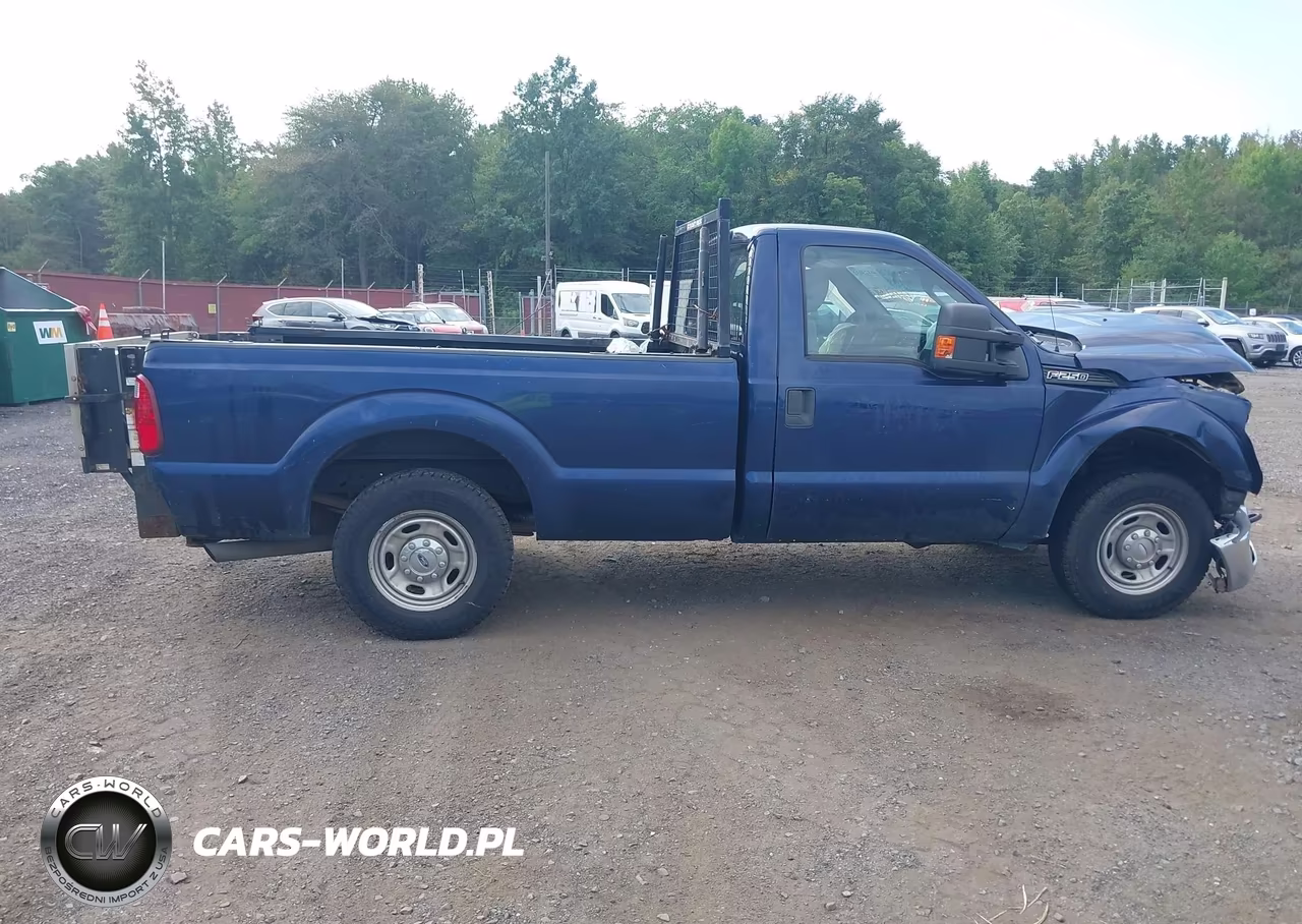 2011 Ford F-250 Xl VIN:1FTBF2A60BEB43008 - 13