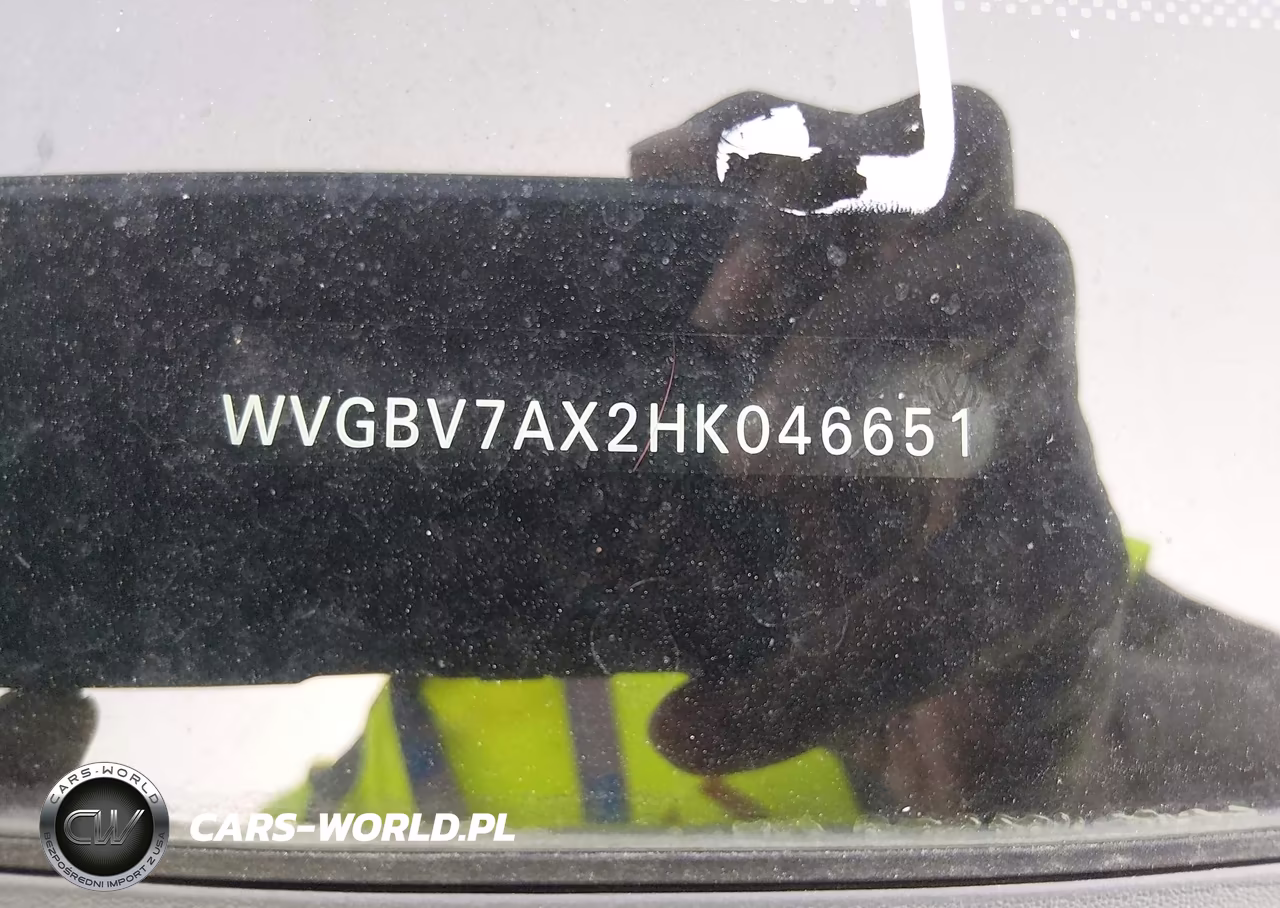 2017 Volkswagen Tiguan 2.0T-2.0T S VIN:WVGBV7AX2HK046651 - 9