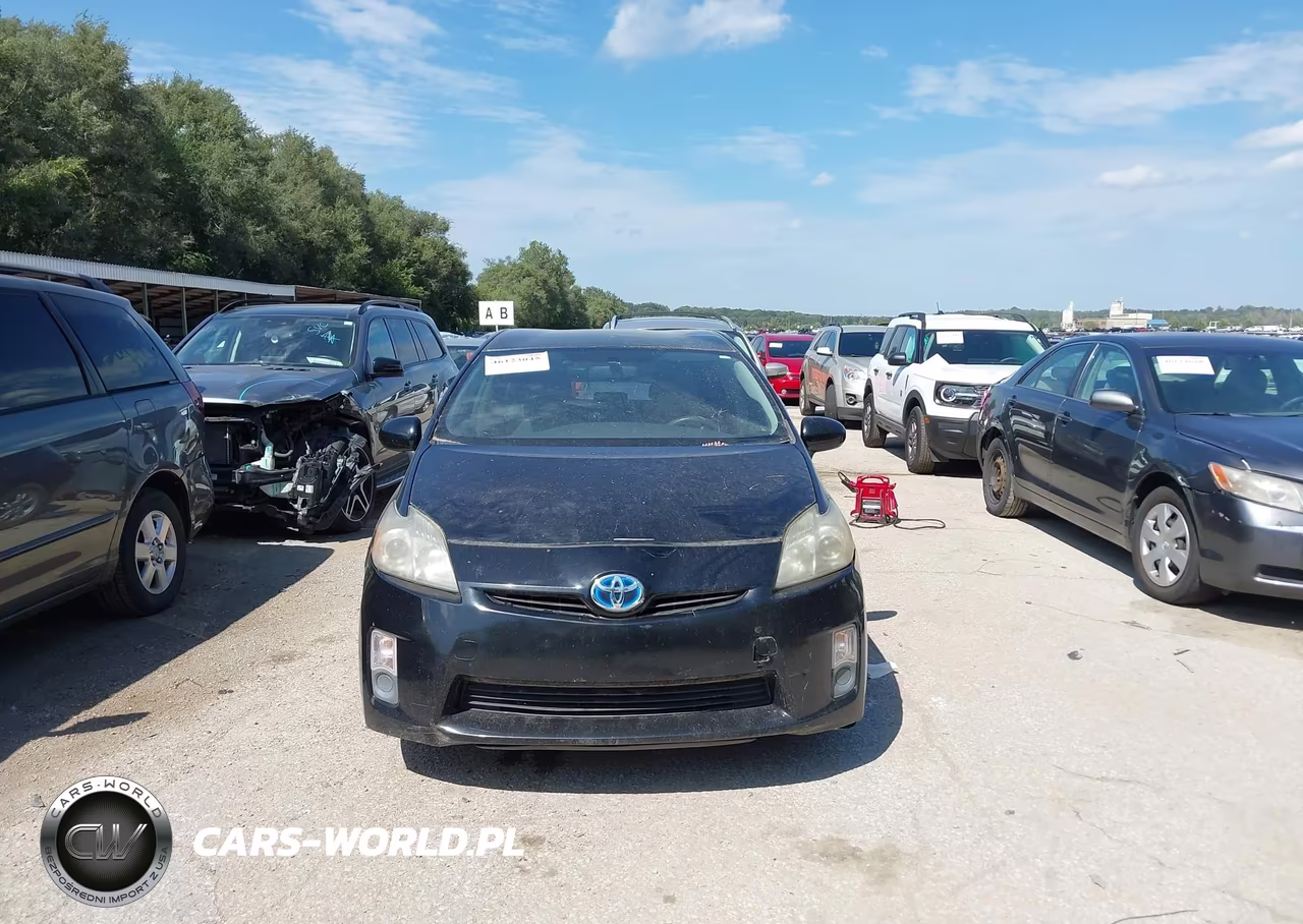 2011 Toyota Prius Two VIN:JTDKN3DU1B0273038 - 12