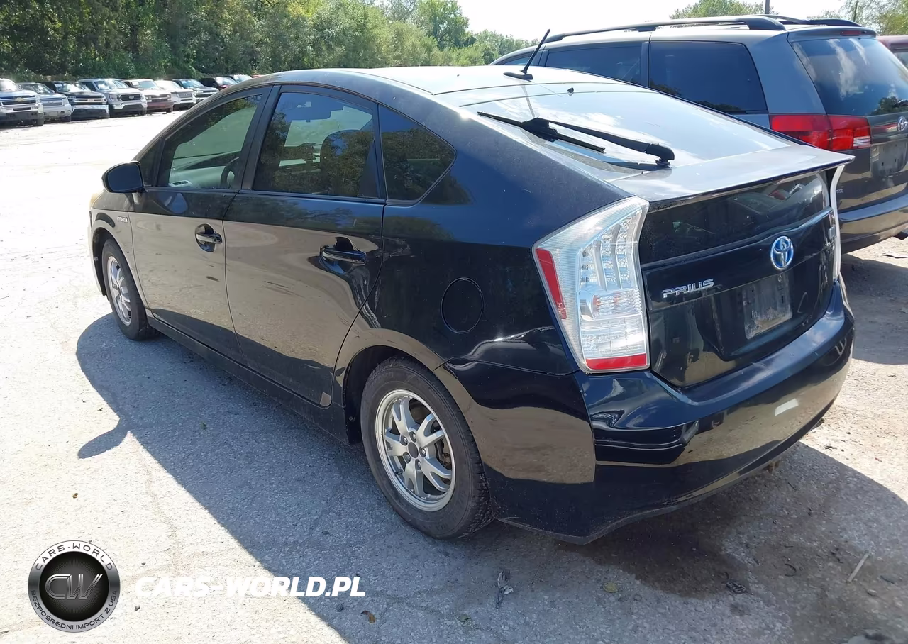 2011 Toyota Prius Two VIN:JTDKN3DU1B0273038 - 3