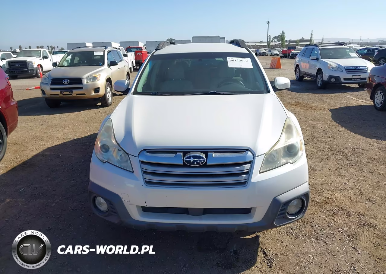 2014 Subaru Outback 2.5I Premium VIN:4S4BRBCCXE3245180 - 12