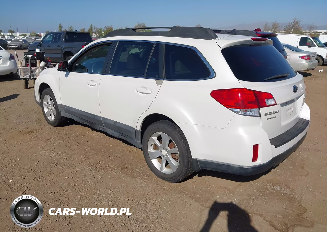 2014 Subaru Outback 2.5I Premium VIN:4S4BRBCCXE3245180 - 3