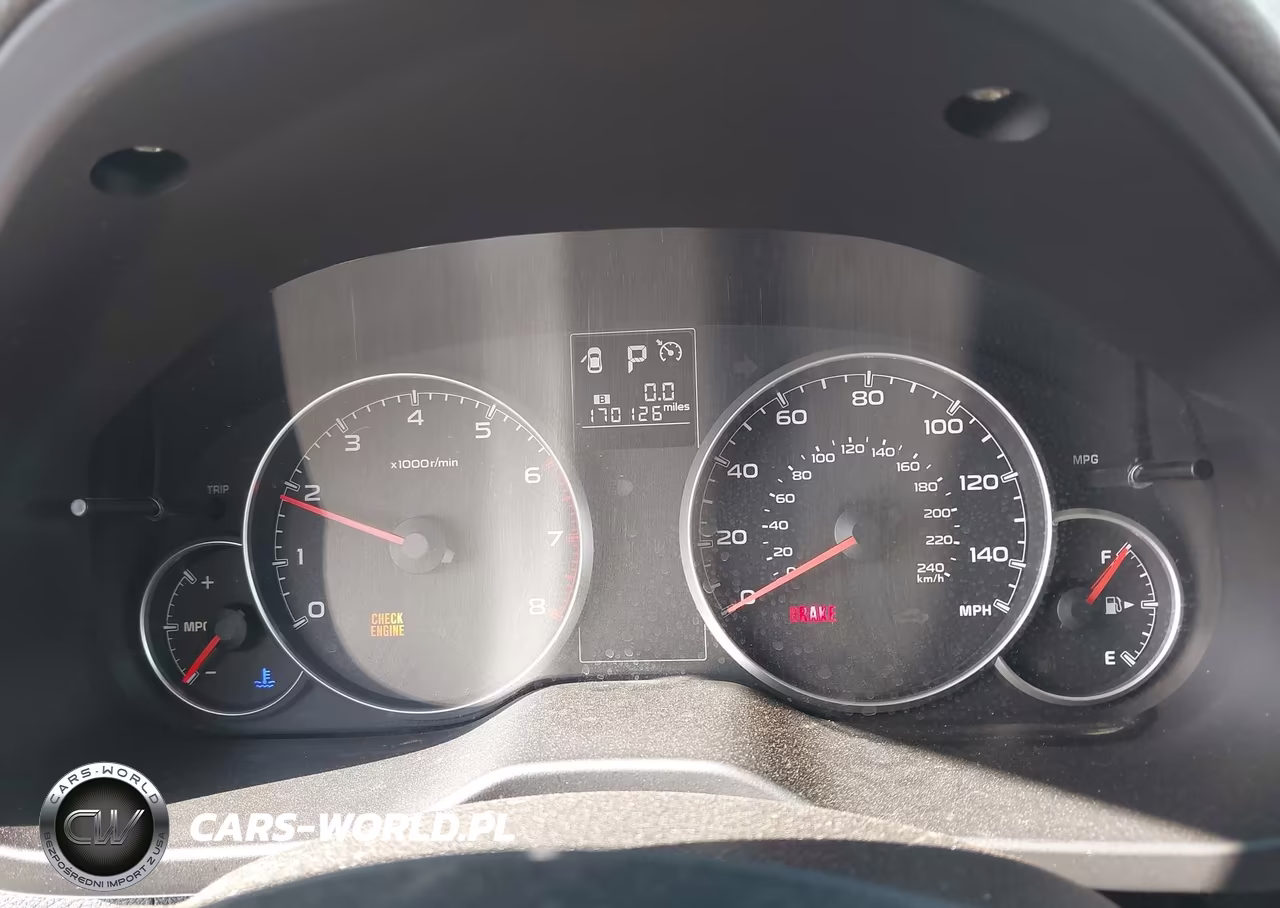 2014 Subaru Outback 2.5I Premium VIN:4S4BRBCCXE3245180 - 7