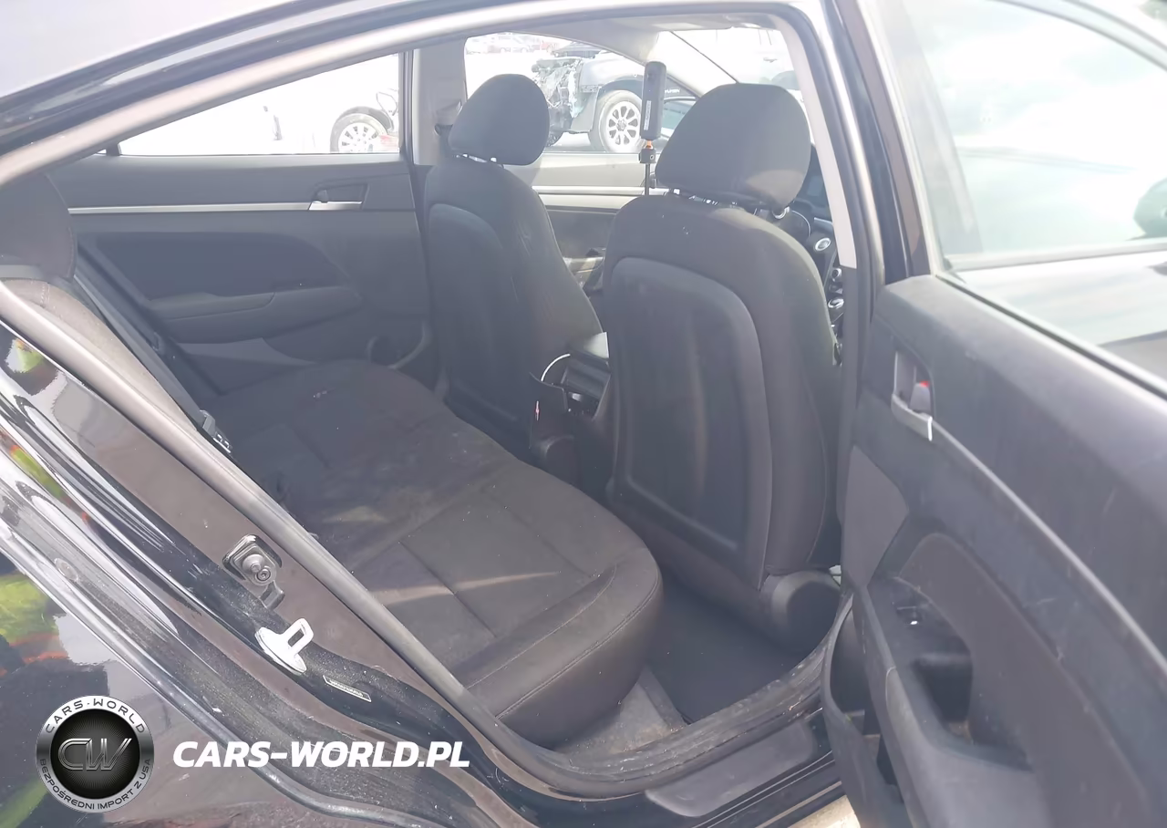 2020 Hyundai Elantra Value Edition VIN:5NPD84LFXLH549665 - 8