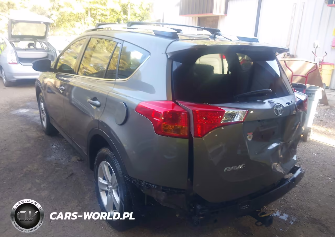 2013 Toyota Rav4 Xle VIN:JTMWFREV9DD013846 - 3