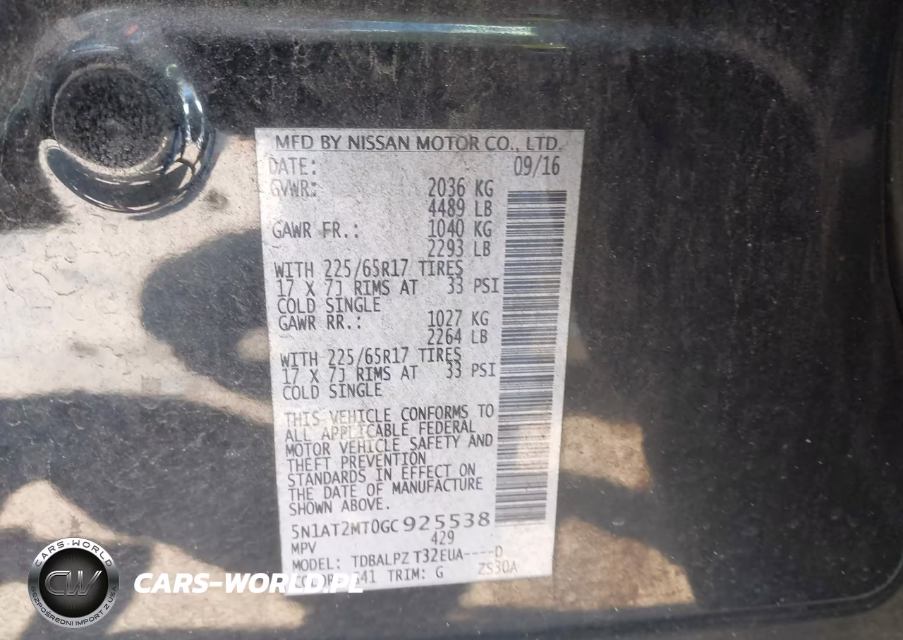 2016 Nissan Rogue S VIN:5N1AT2MT0GC925538 - 9