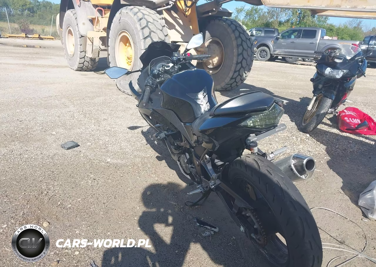 2014 Kawasaki Ex300 A VIN:JKAEX8A13EA001405 - 3