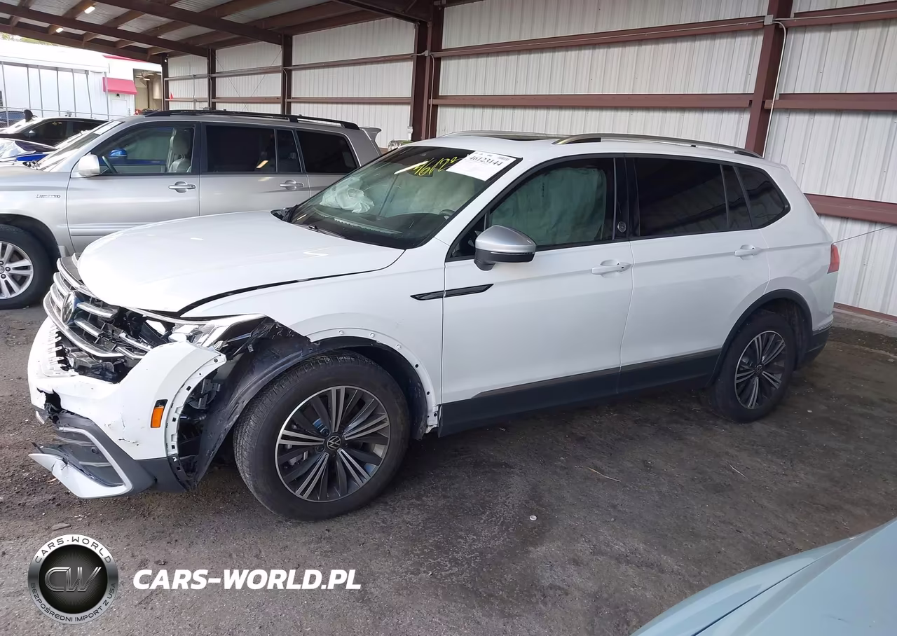 2024 Volkswagen Tiguan 2.0T Wolfsburg Edition VIN:3VVTB7AX8RM223054 - 14