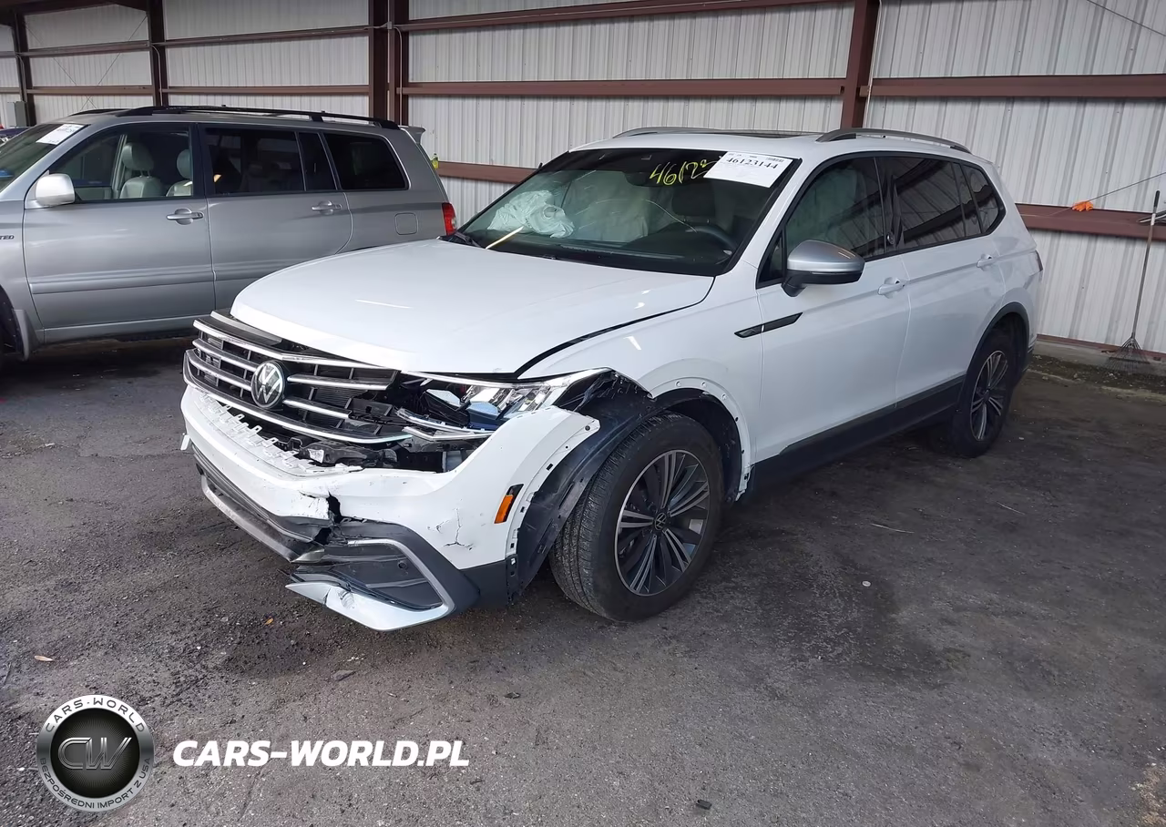 2024 Volkswagen Tiguan 2.0T Wolfsburg Edition VIN:3VVTB7AX8RM223054 - 2