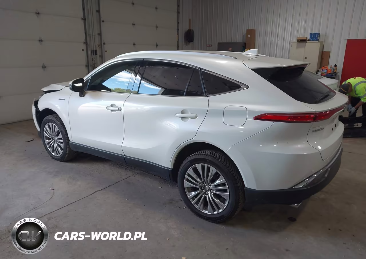 2021 Toyota Venza Xle VIN:JTEAAAAH4MJ080121 - 3