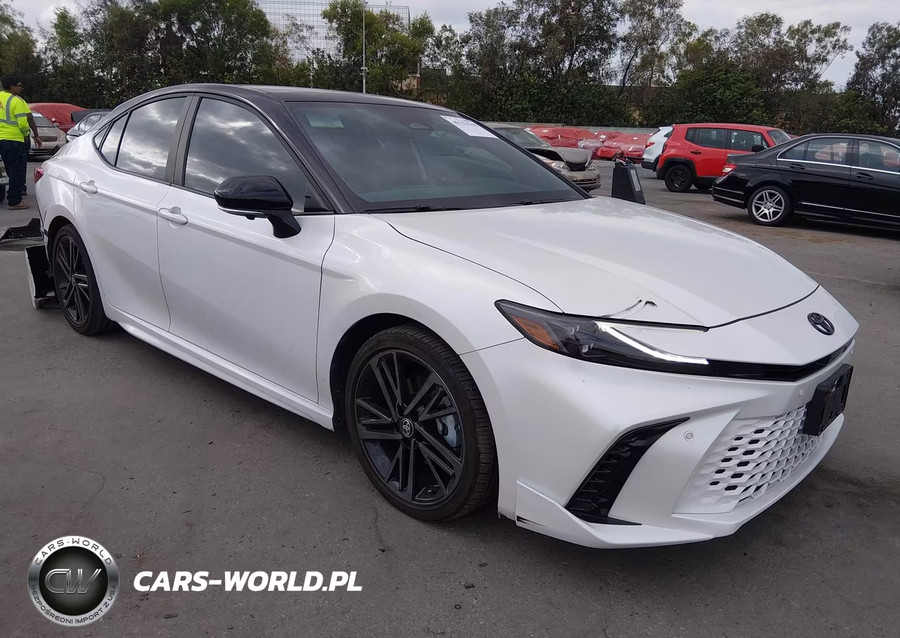 2025 Toyota Camry Xse – zdjęcie 1 z 16