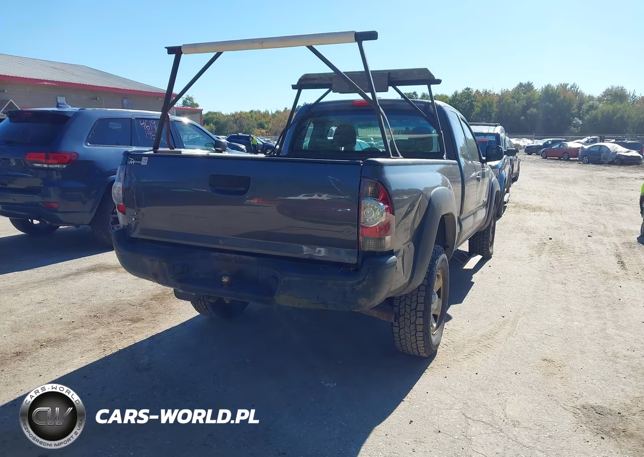 2011 Toyota Tacoma VIN:5TFUX4EN4BX008542 - 4